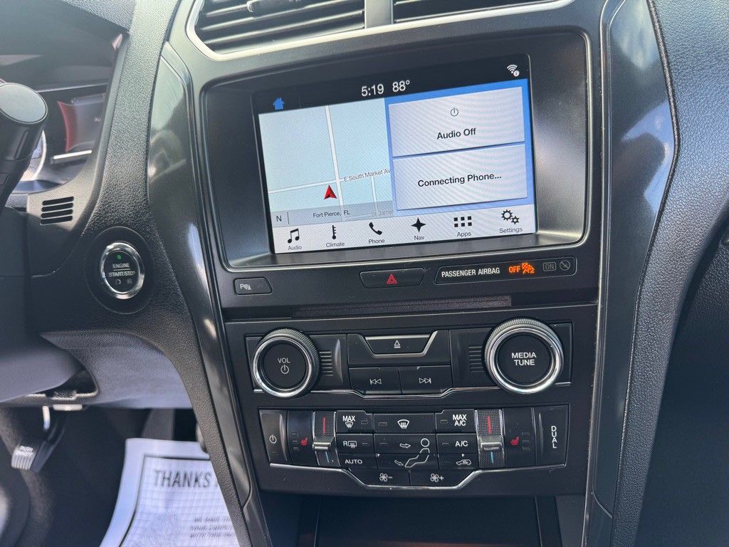2017 Ford Explorer Image 11