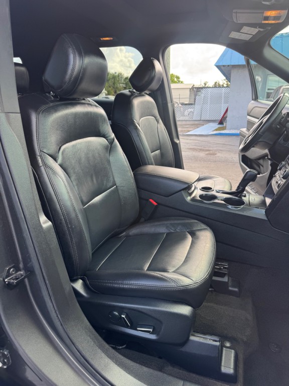 2017 Ford Explorer Image 13
