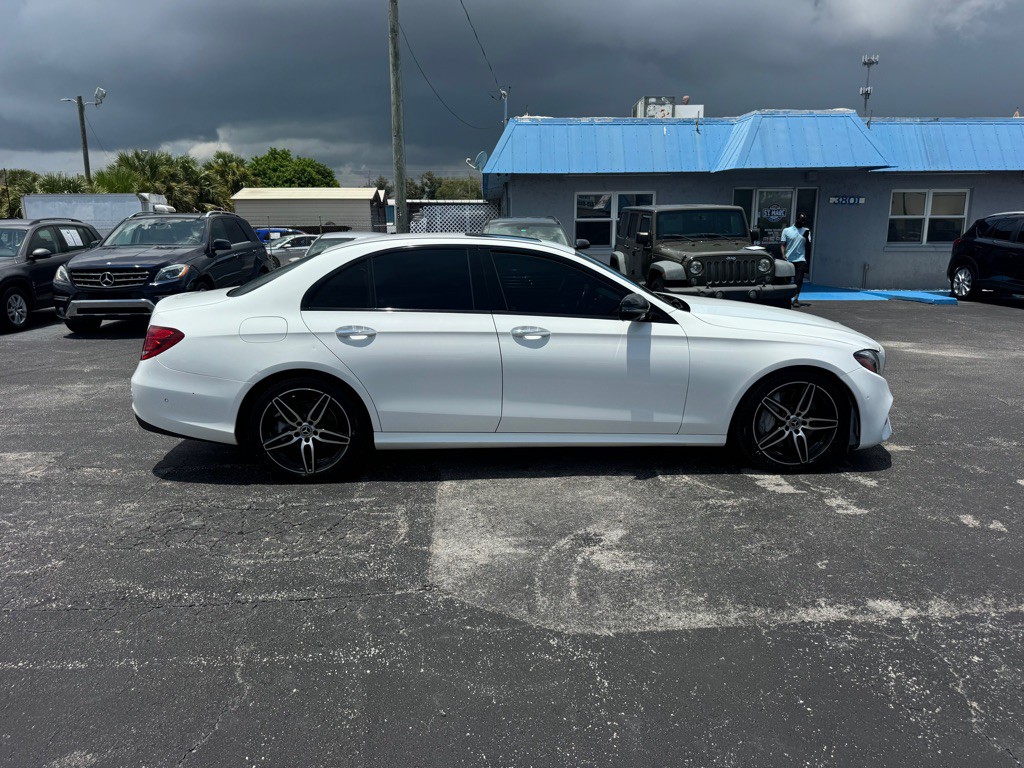 2020 Mercedes-Benz E-Class Image 4