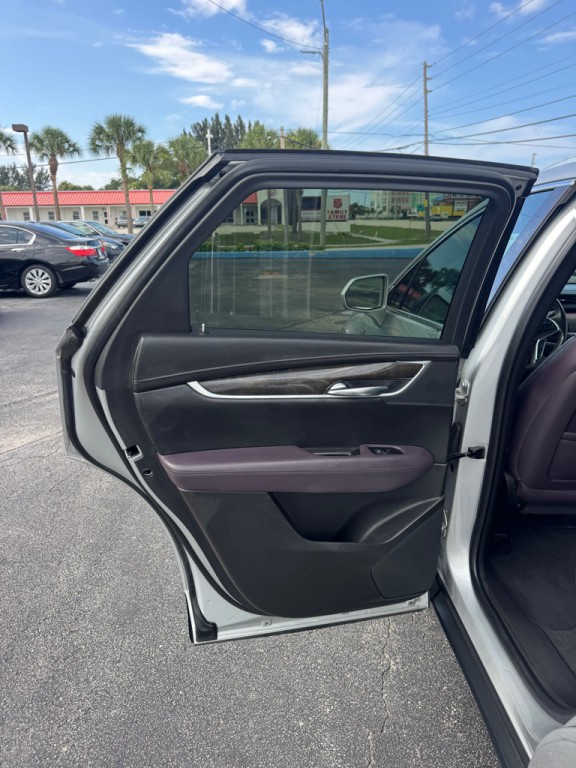 2017 Cadillac XT5 Image 16