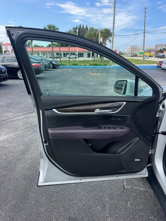 2017 Cadillac XT5 Image 17