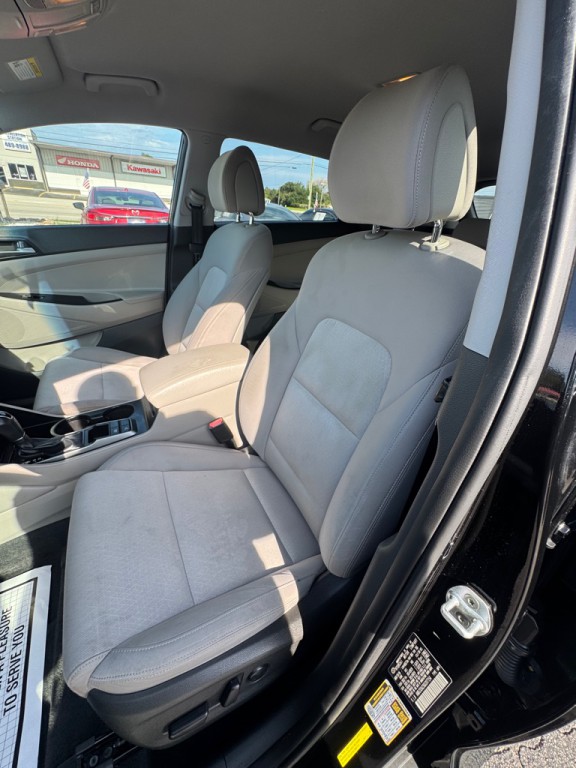 2016 Hyundai Tucson Image 11