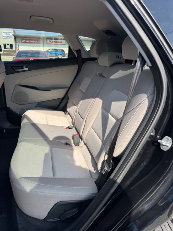 2016 Hyundai Tucson Image 13
