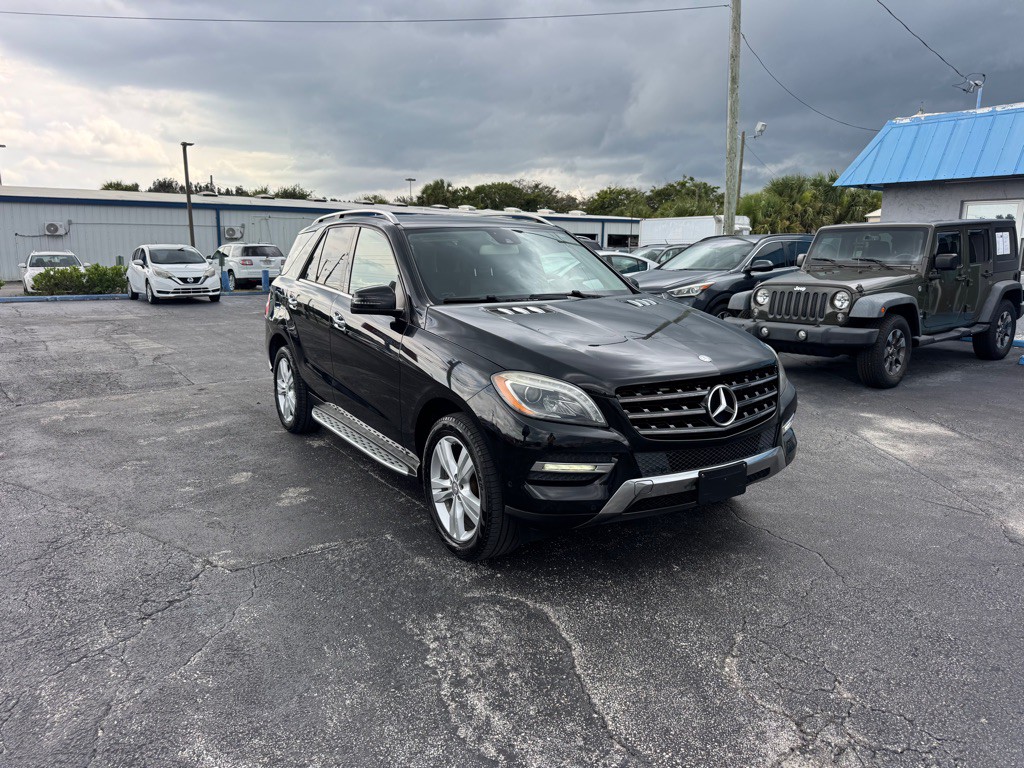 2015 Mercedes-Benz M-Class Image 3