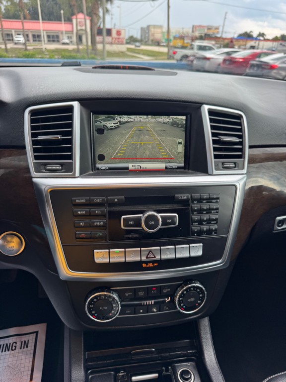 2015 Mercedes-Benz M-Class Image 13
