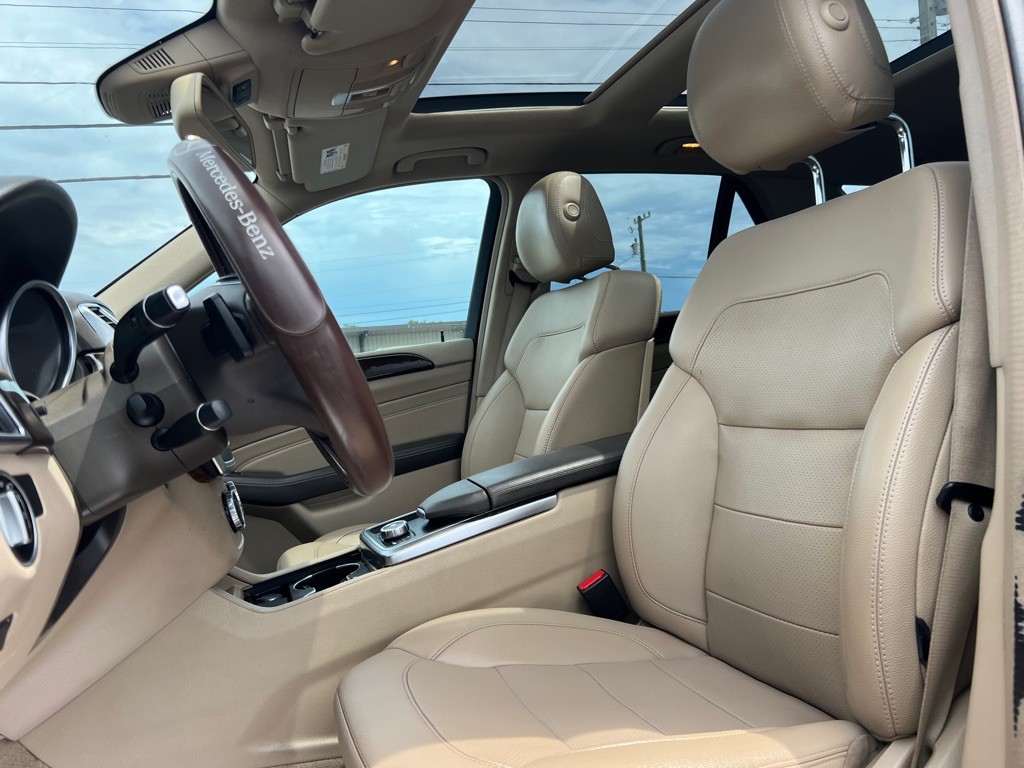 2014 Mercedes-Benz M-Class Image 10
