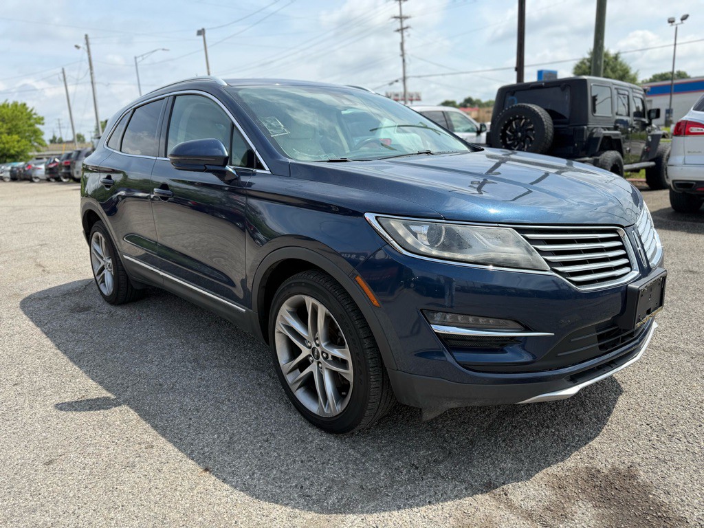 2015 Lincoln MKC Image 2