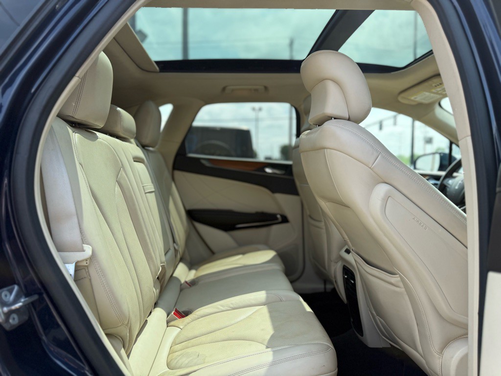 2015 Lincoln MKC Image 13