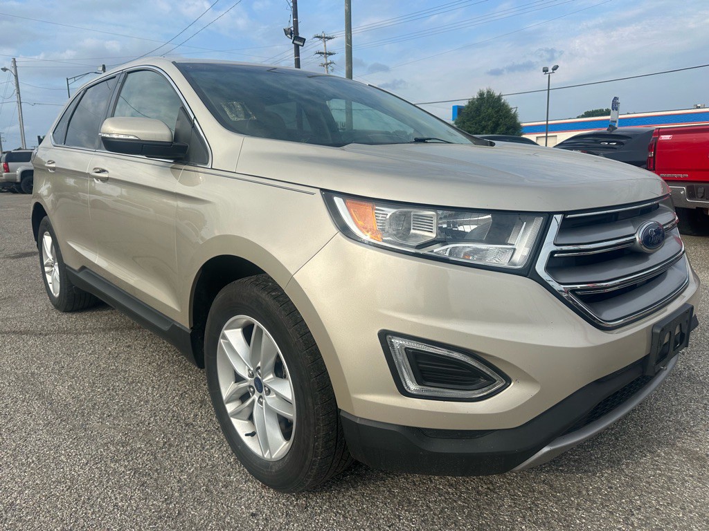 2017 Ford Edge Image 2