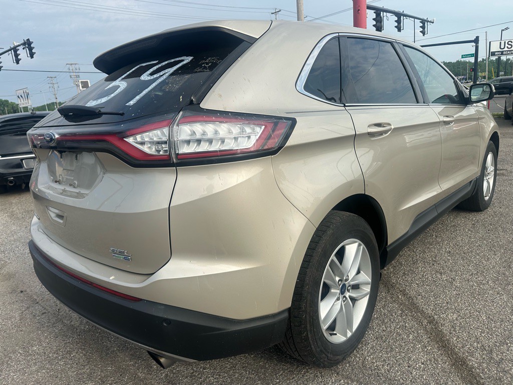2017 Ford Edge Image 4