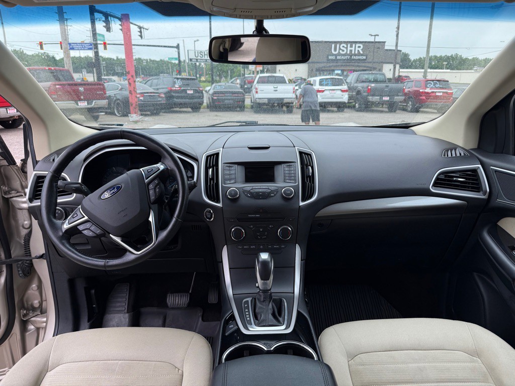 2017 Ford Edge Image 7