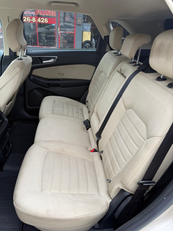2017 Ford Edge Image 9
