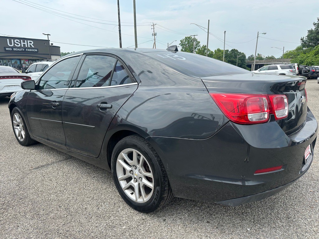 2014 Chevrolet Malibu Image 4