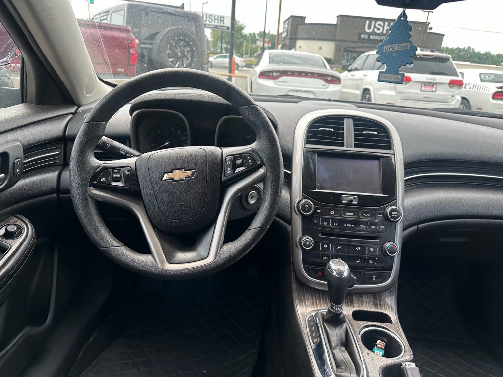 2014 Chevrolet Malibu Image 7