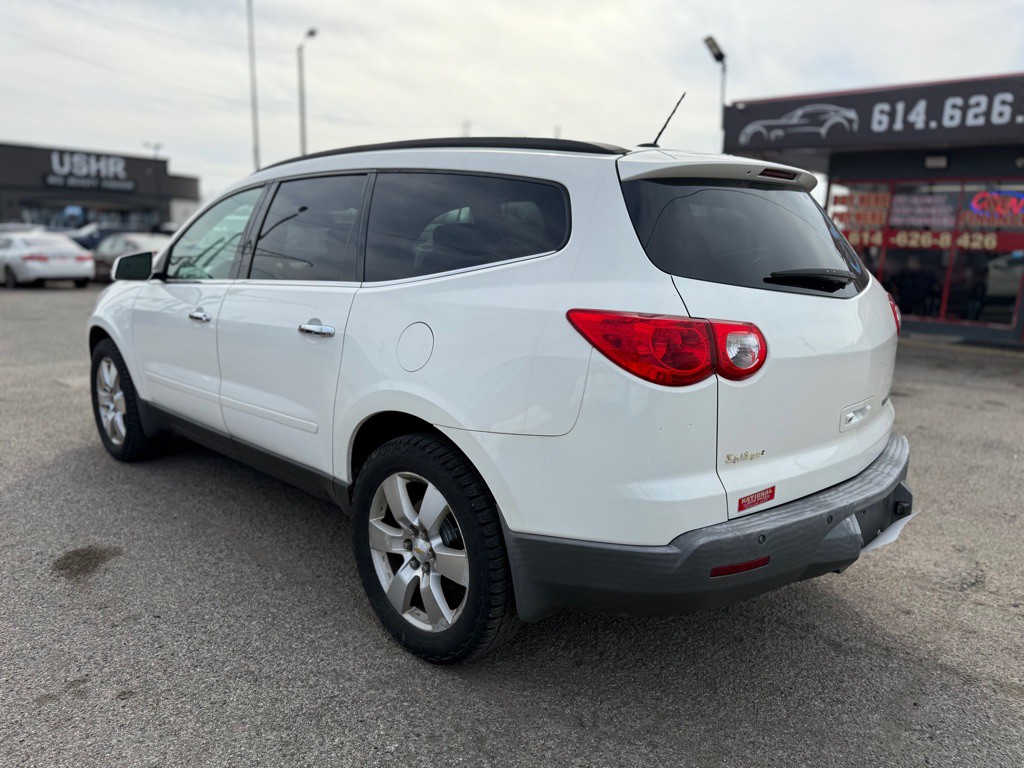 2012 Chevrolet Traverse Image 5