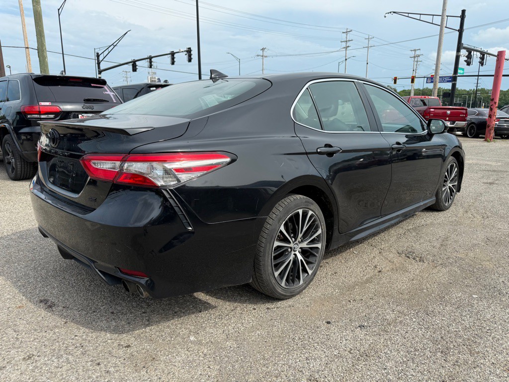 2019 Toyota Camry Image 5