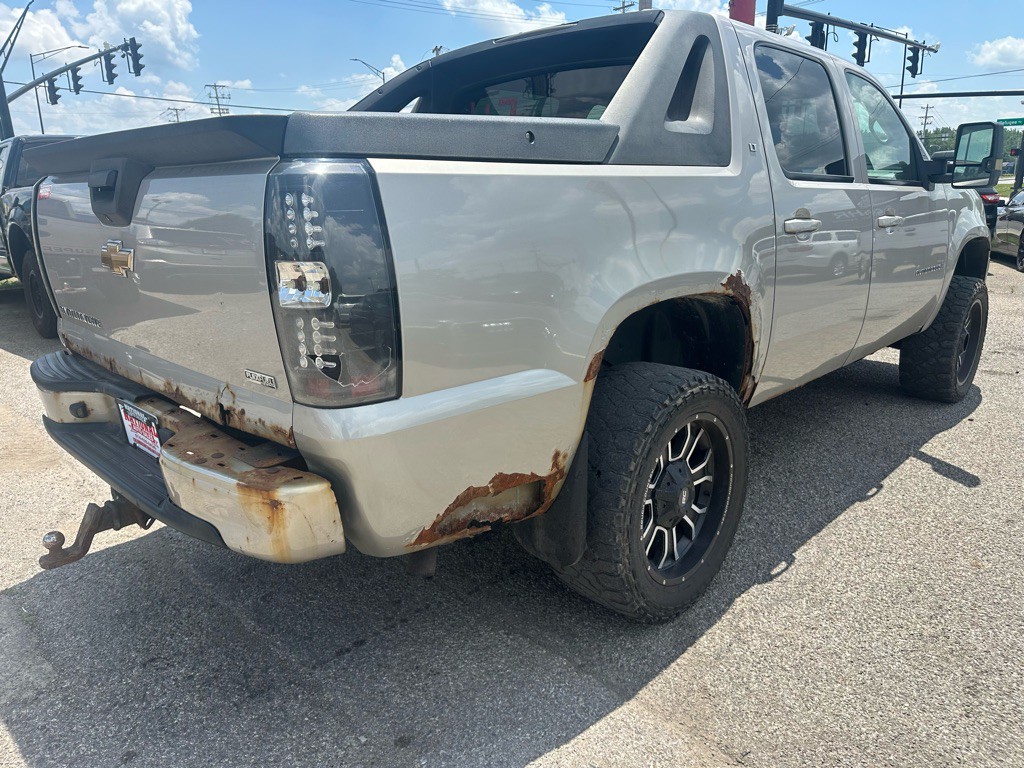 2009 Chevrolet Avalanche Image 5
