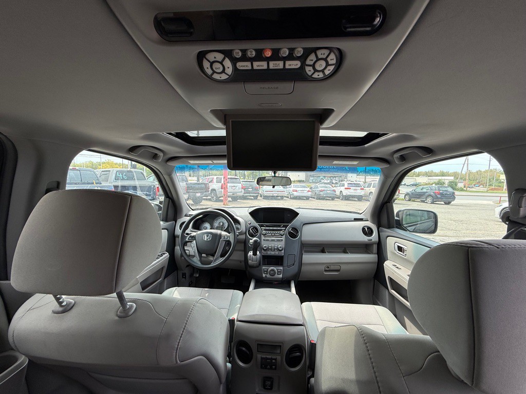 2015 Honda Pilot Image 11