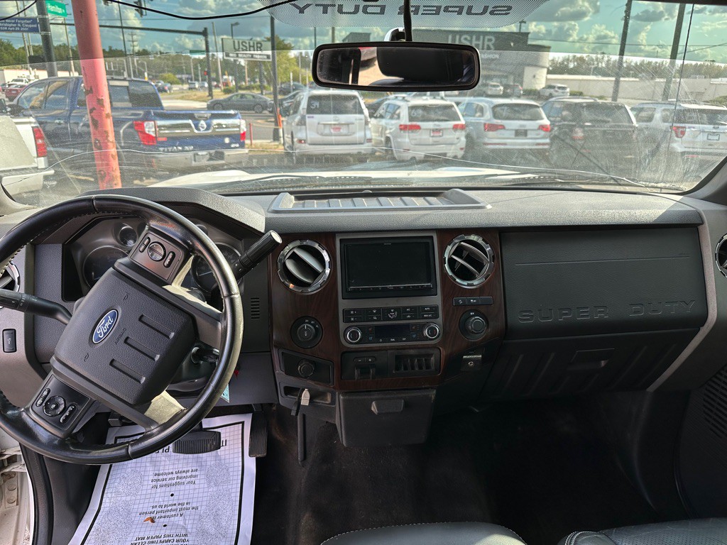 2011 Ford F-350 Image 7