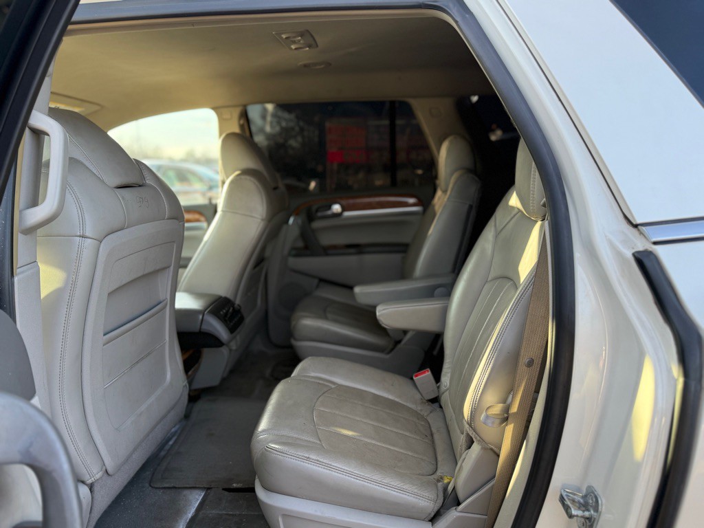 2009 Buick Enclave Image 11