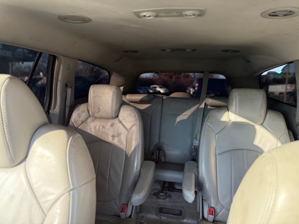 2009 Buick Enclave Image 12