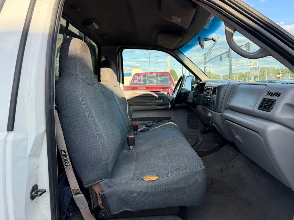2001 Ford F-350 Image 7