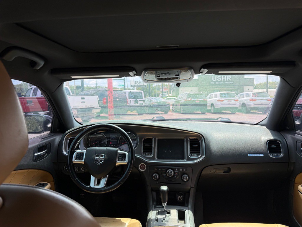 2011 Dodge Charger Image 6