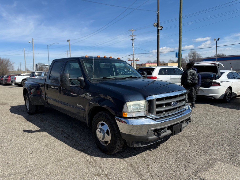 2004 Ford F-350 Image 2