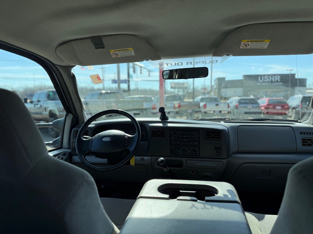 2004 Ford F-350 Image 7