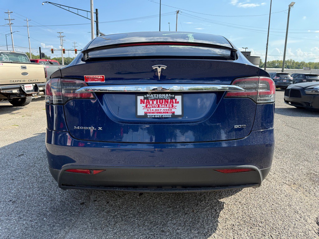2017 Tesla Model X Image 6