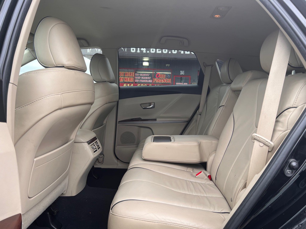 2009 Toyota Venza Image 10
