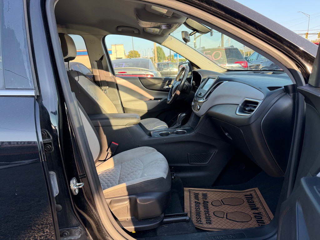 2018 Chevrolet Equinox Image 11