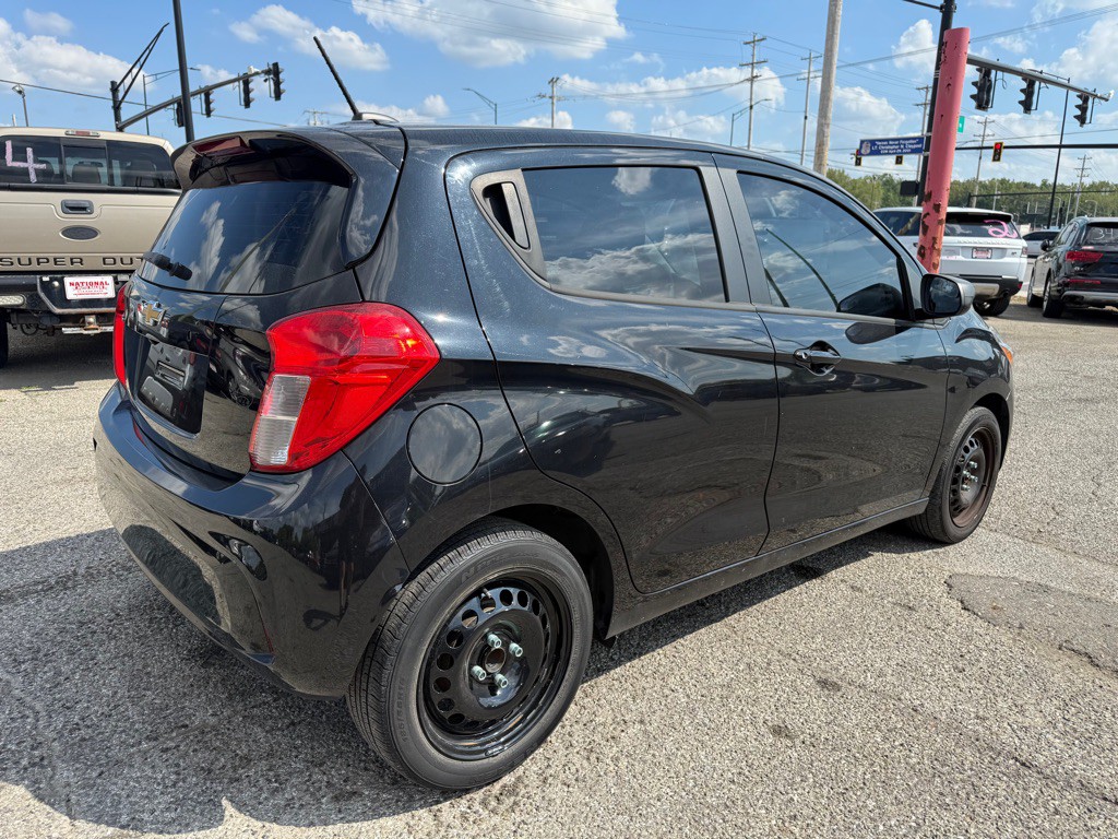 2017 Chevrolet Spark Image 4