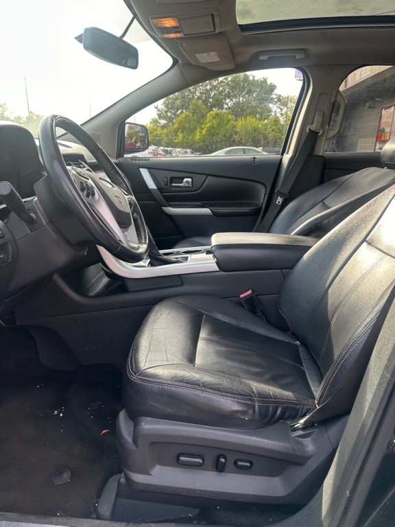 2011 Ford Edge Image 8