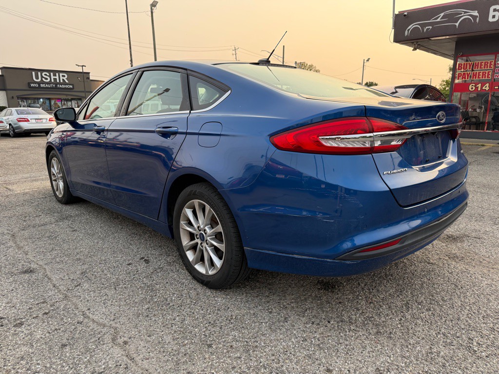 2017 Ford Fusion Image 4