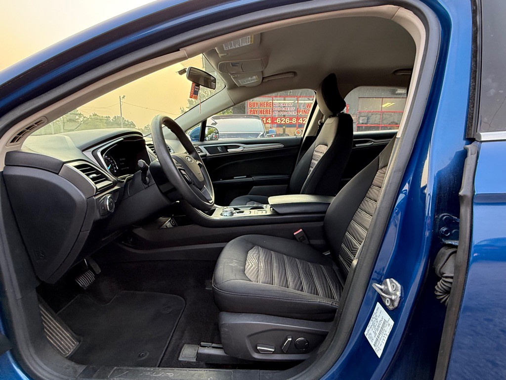 2017 Ford Fusion Image 7