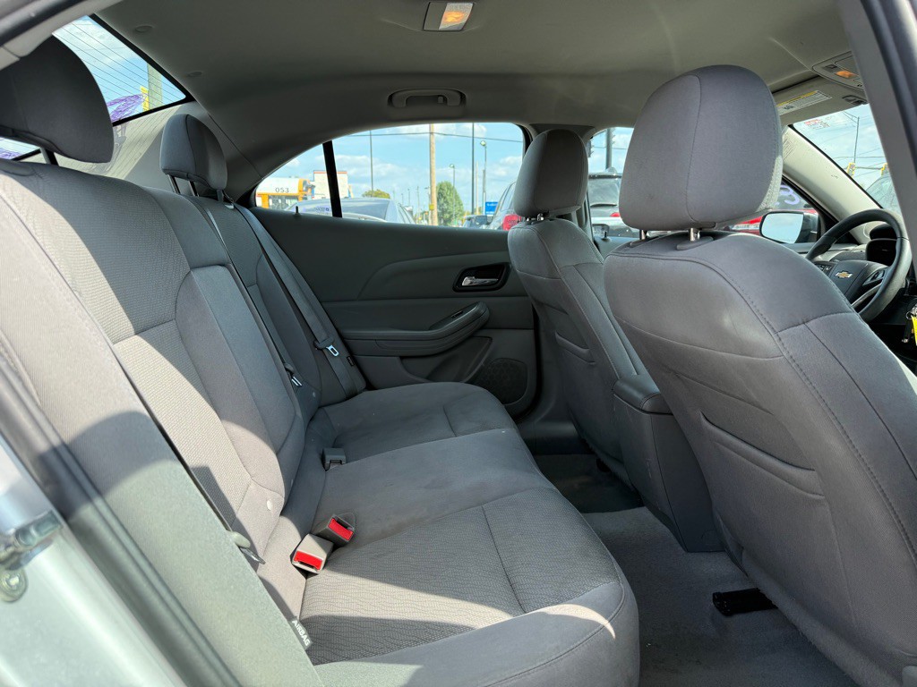 2014 Chevrolet Malibu Image 11