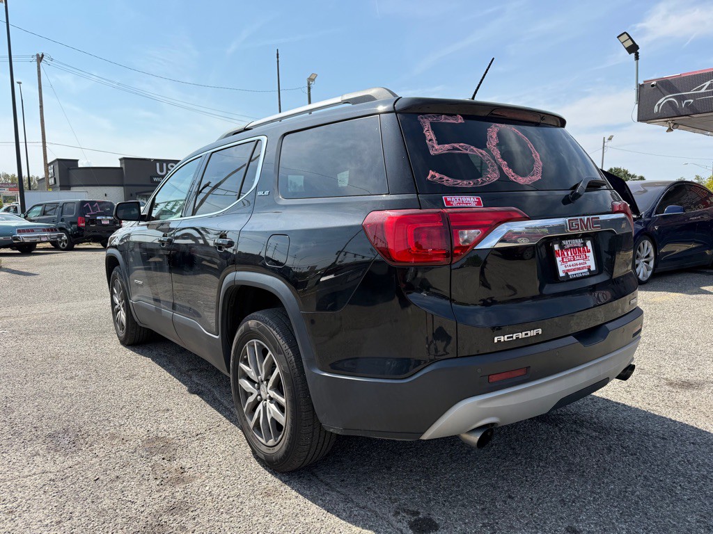 2017 GMC Acadia Image 5