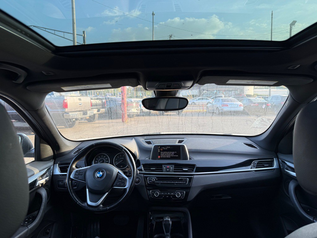 2016 BMW X1 Image 7