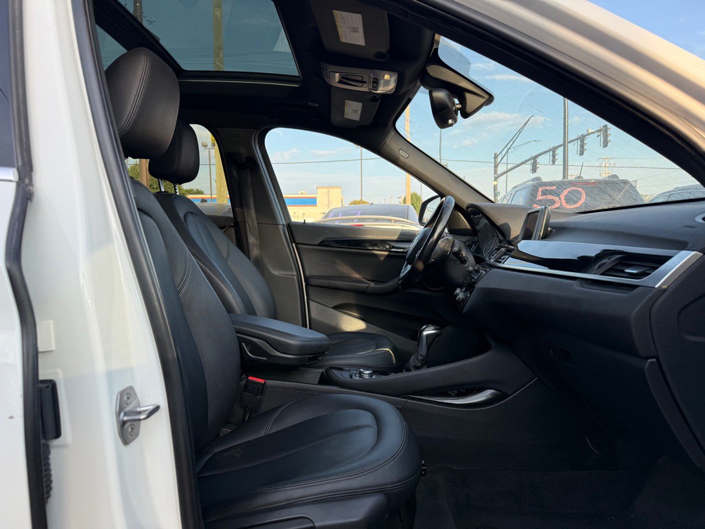 2016 BMW X1 Image 10