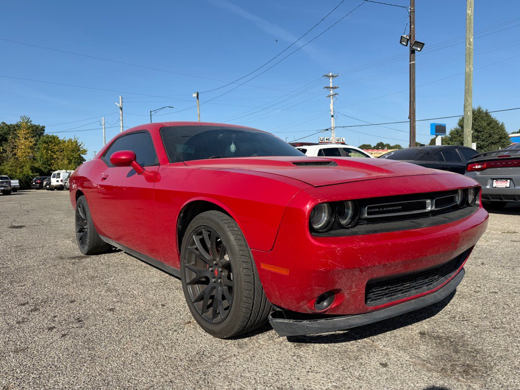 2015 Dodge Challenger Image 2
