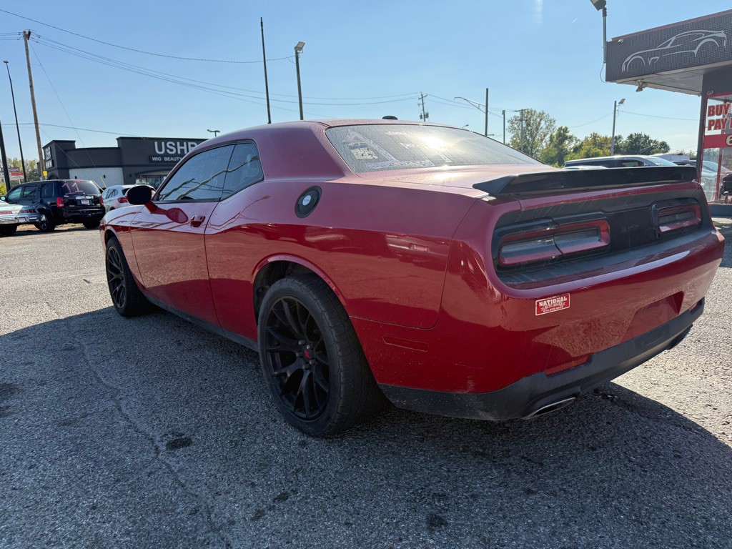 2015 Dodge Challenger Image 5