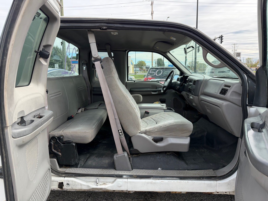 2000 Ford F-250 Image 10