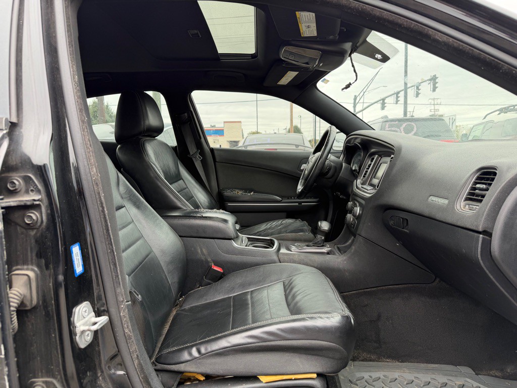 2015 Dodge Charger Image 10