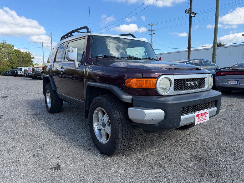 2007 Toyota FJ Cruiser Image 2