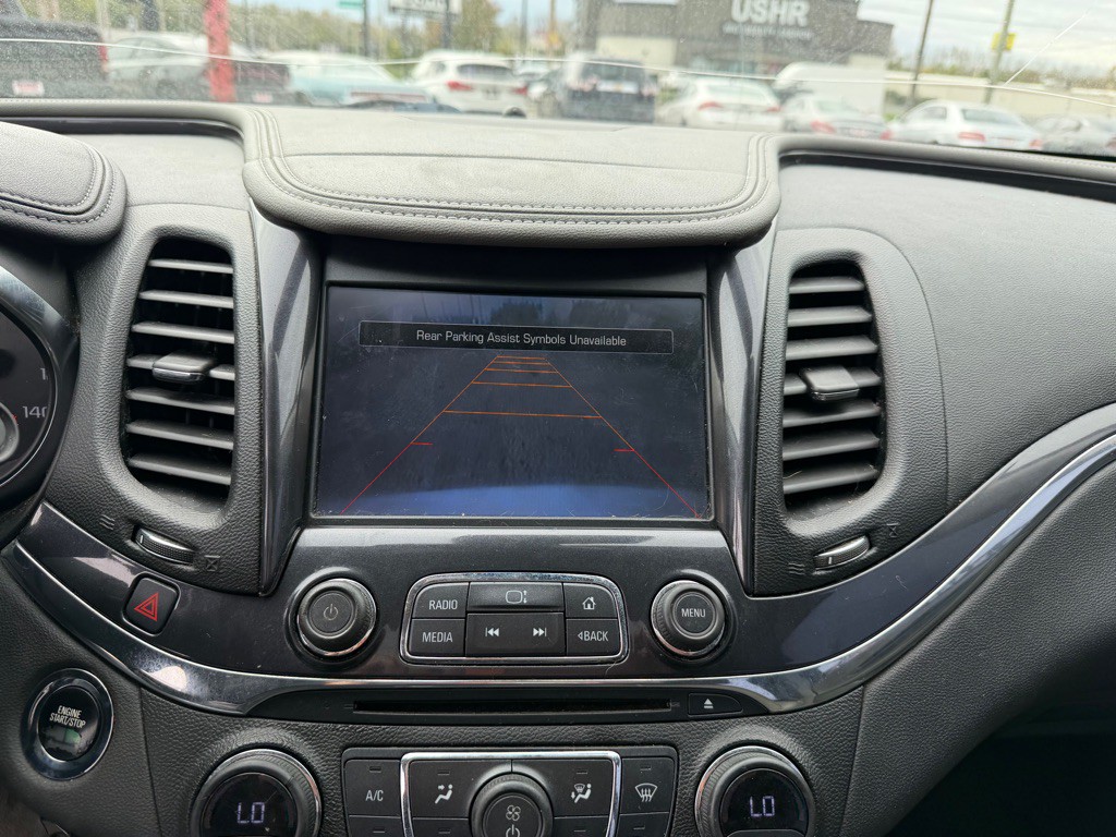 2015 Chevrolet Impala Image 10