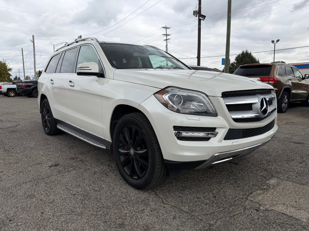 2014 Mercedes-Benz GL-Class Image 2