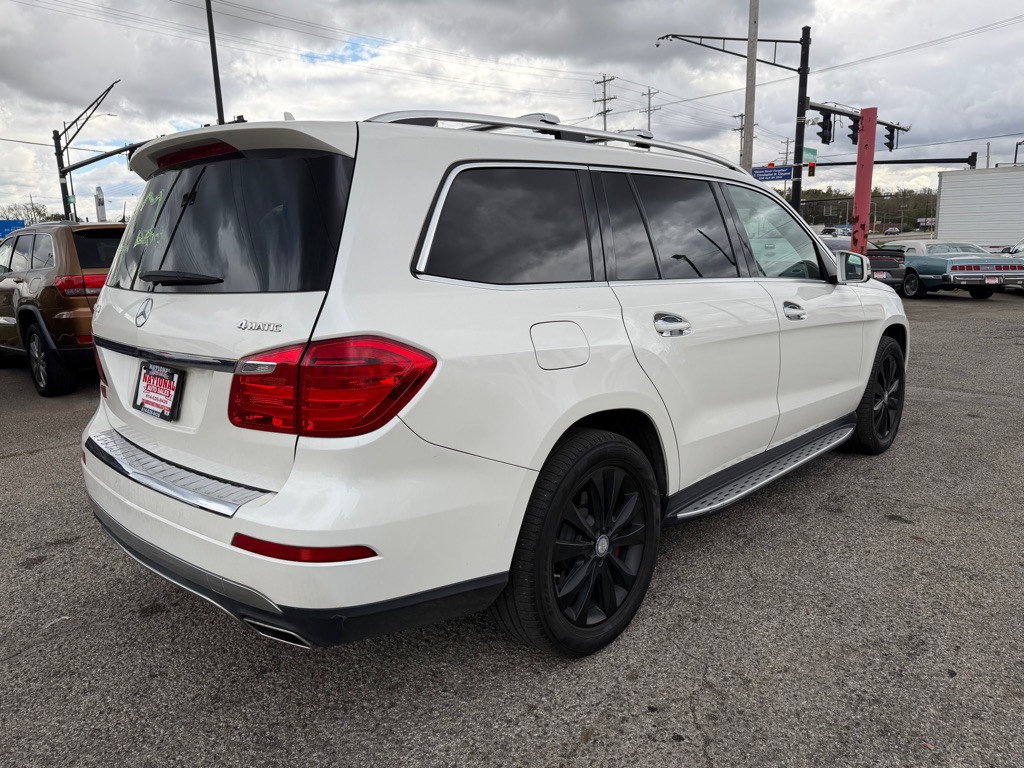 2014 Mercedes-Benz GL-Class Image 4