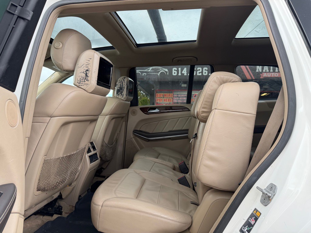 2014 Mercedes-Benz GL-Class Image 9