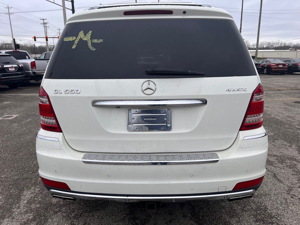 2012 Mercedes-Benz GL-Class Image 4
